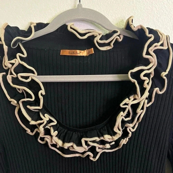 Belldini ribbed knit ruffle neck black cream trim scoop neck long sleeve top Med - Picture 3 of 8